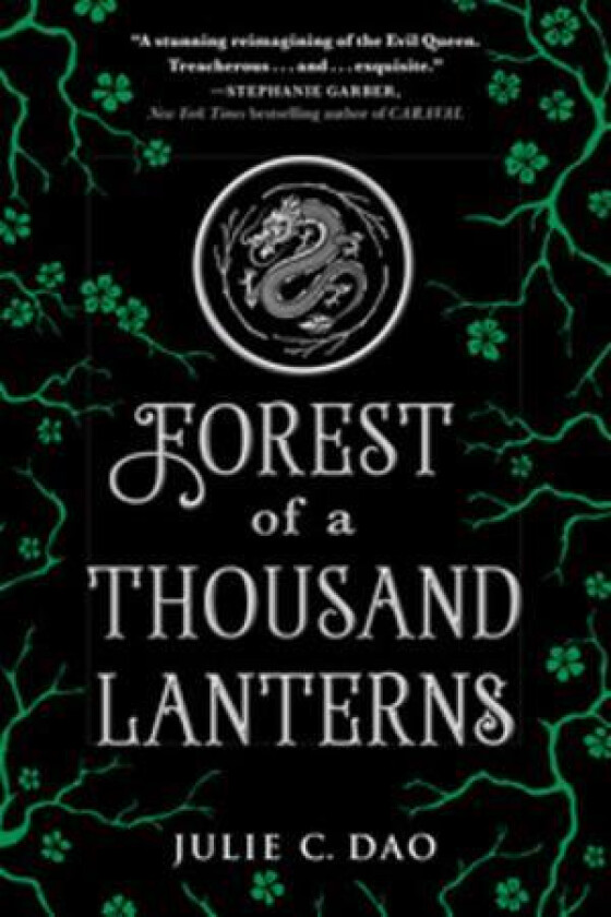 Forest of a thousand lanterns av Julie C. Dao