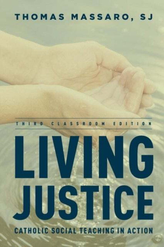 Living Justice av SJ Thomas Massaro