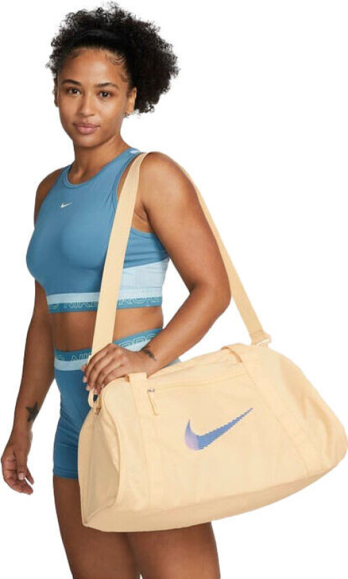 Gym Club Duffelbag 24 Dame Pale Vanilla/Pale Vanilla/Hyper Royal 24L