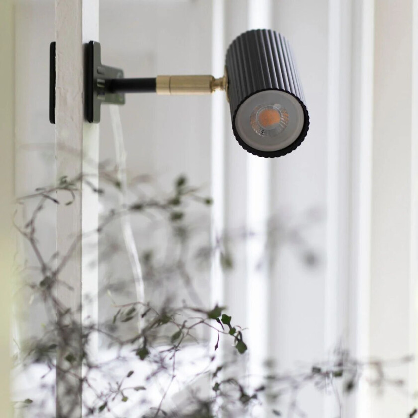 Hubble klemmelampe Sort