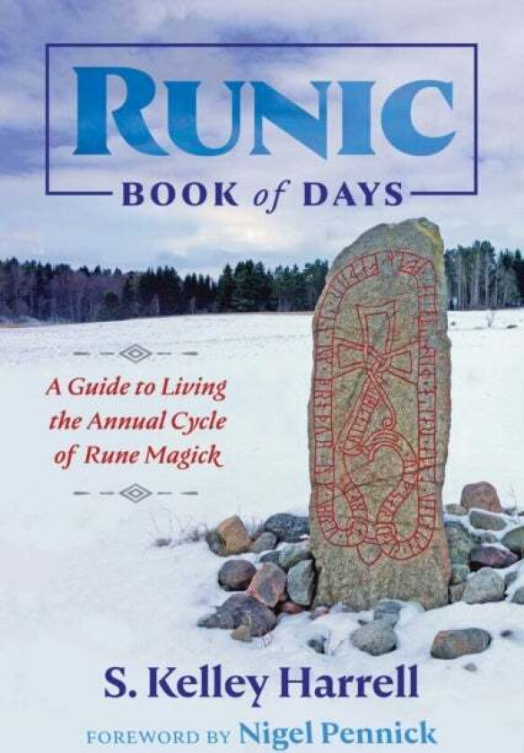 Runic Book of Days av S. Kelley Harrell