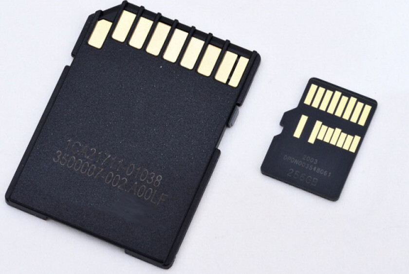 MICRO SD-KORT U3 256 GB MED SD-ADAPTER BULK