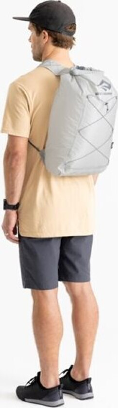 Sea To Summit Ultra-Sil Dry Daypack rise