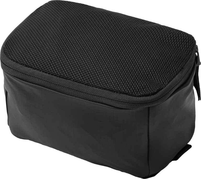 Essential Packing Cube Black Out  Small 3L