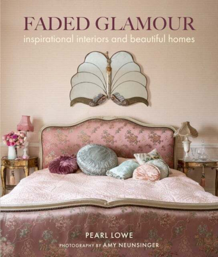 Faded Glamour av Pearl Lowe