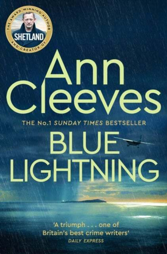 Blue Lightning av Ann Cleeves