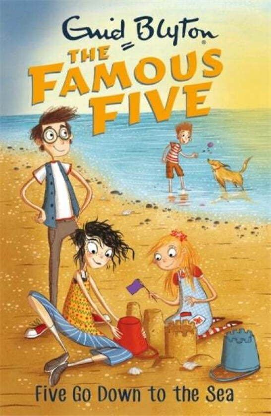 Famous Five: Five Go Down To The Sea av Enid Blyton