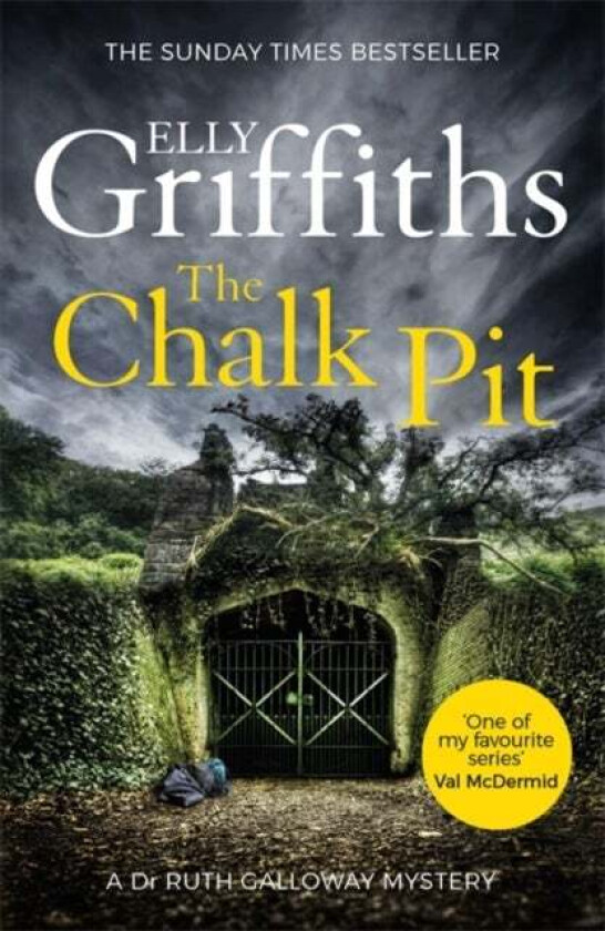 The Chalk Pit av Elly Griffiths
