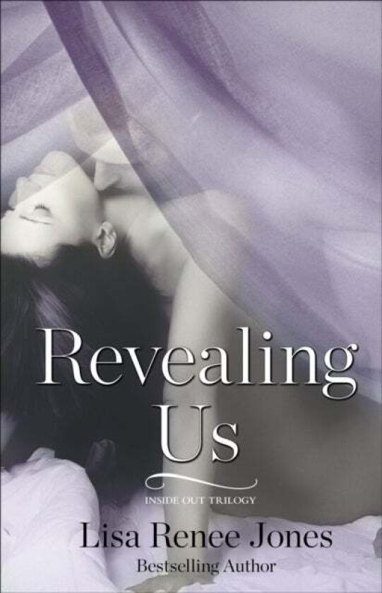 Revealing Us av Lisa Renee Jones