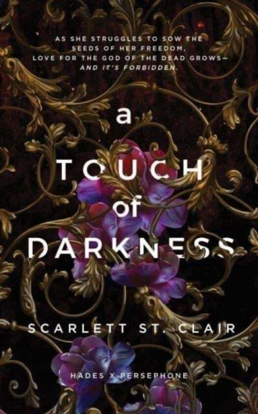 A Touch of Darkness av Scarlett St. Clair