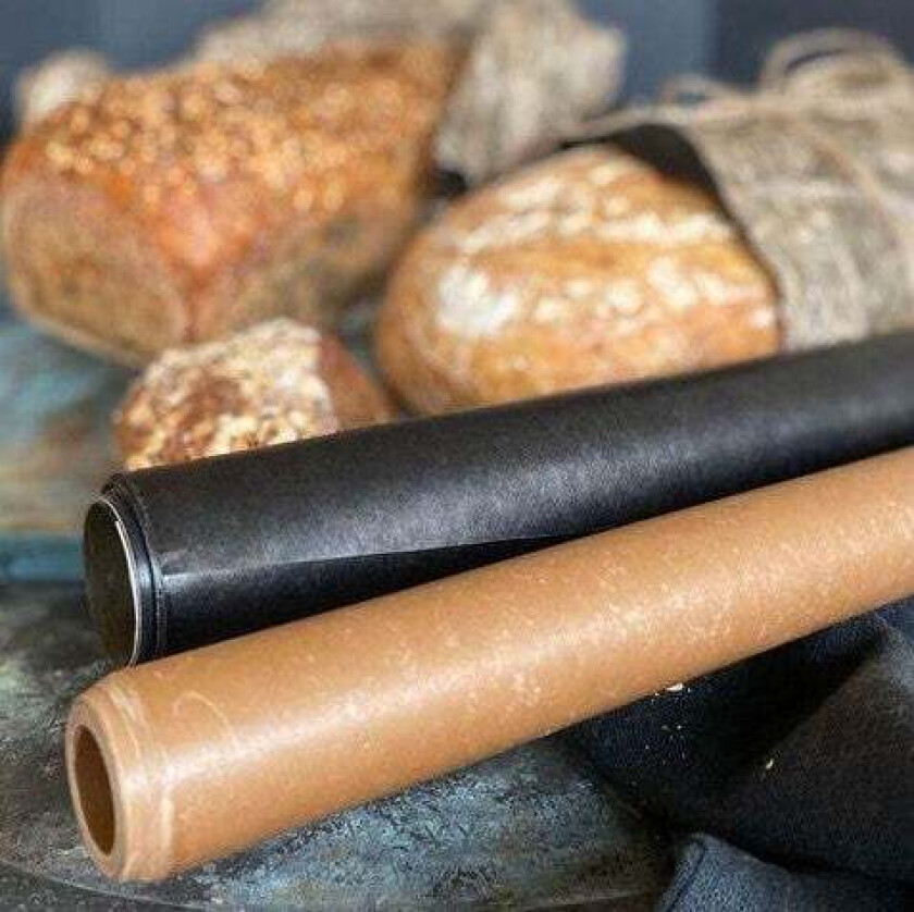 Bilde av RENATA vokset gavepapir - lengde 5 meter Brun