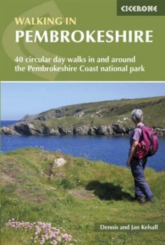 Walking in Pembrokeshire av Dennis Kelsall, Jan Kelsall