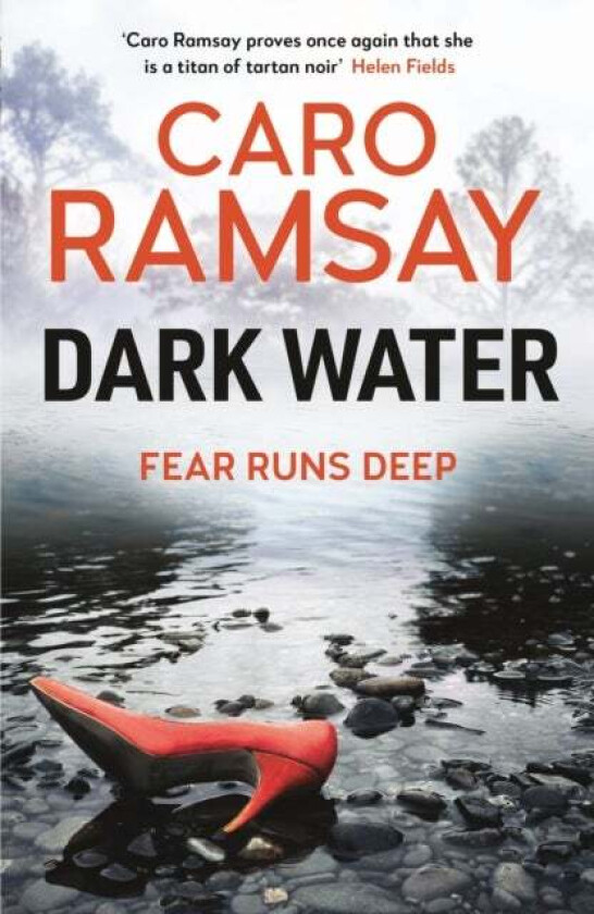 Dark Water av Caro Ramsay