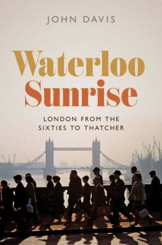 Waterloo Sunrise av John Davis