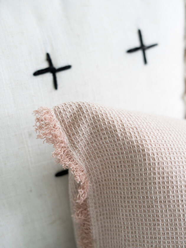 Poster Pillow 30x40 cm - Beige