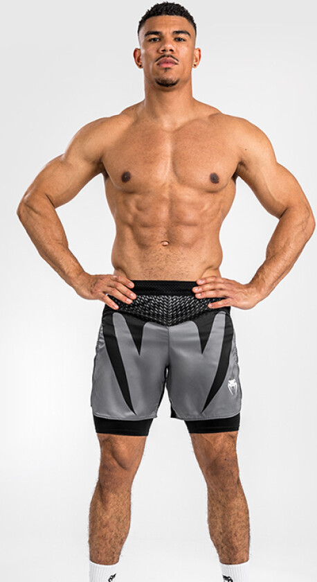 Attack Fight Shorts Svart