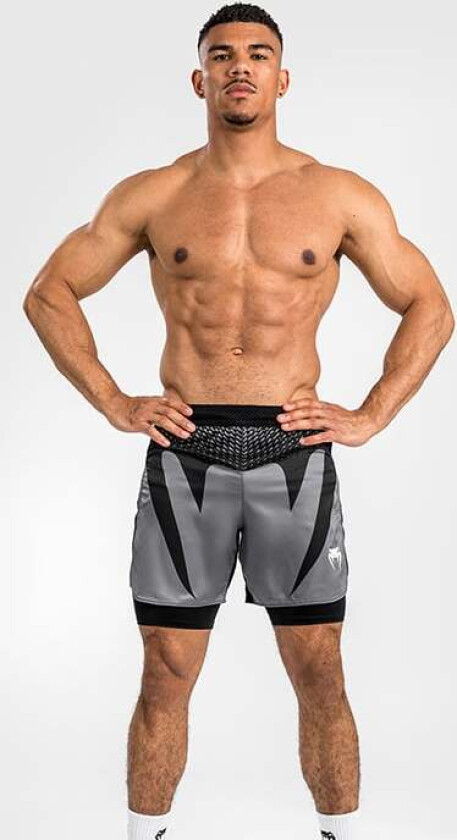 Attack Fight Shorts Svart