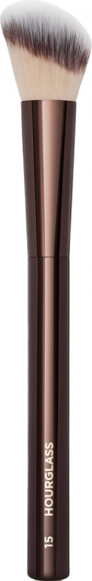 No. 15 Blush Brush