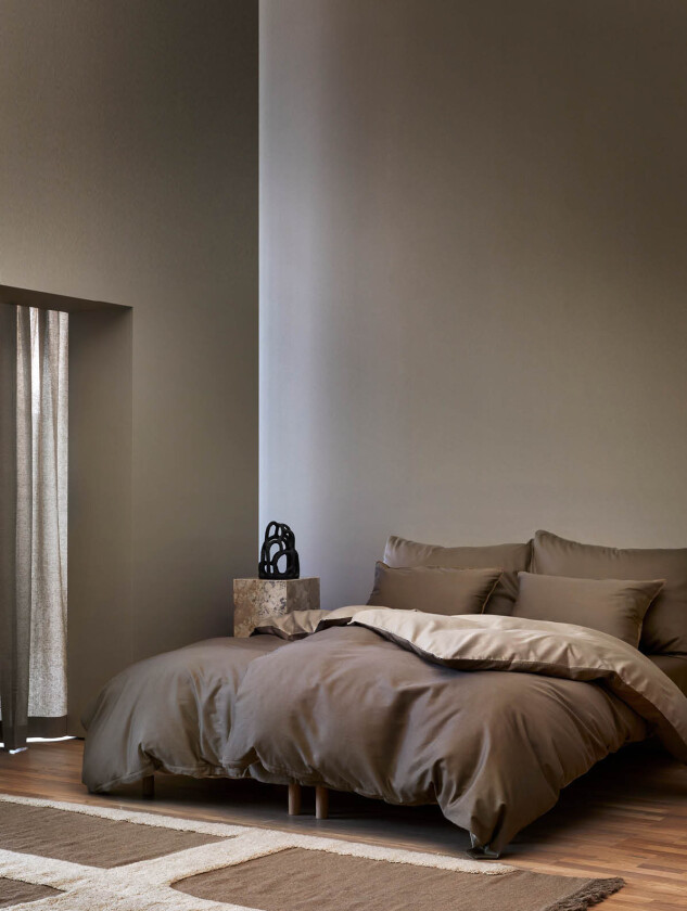 Oslo sengesett myk brun