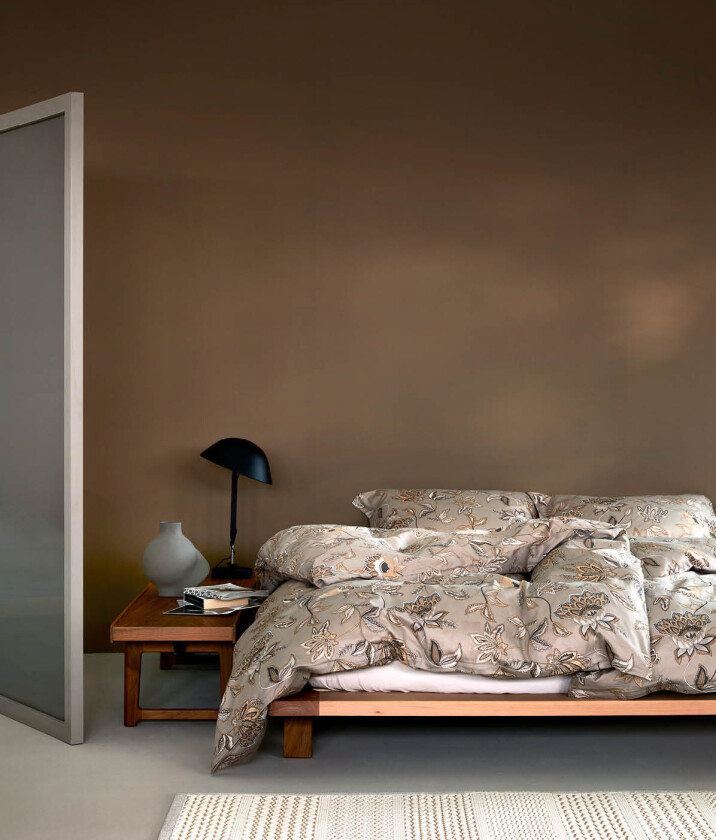 Mille sengesett mørk beige