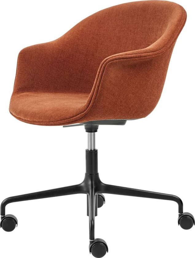 Bilde av GUBI Bat Meeting Chair kontorstol fullt polstret Belsuede spesial fr dedar 133-svarte ben