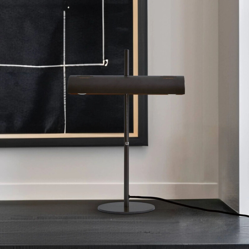 banklampe Nysira, moderne, svart, 2 lyskilder, metall