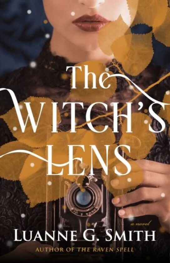 The Witch's Lens av Luanne G. Smith