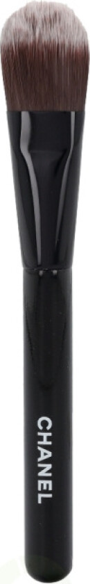Les Pinceaux Foundation Brush 1 piece No 100