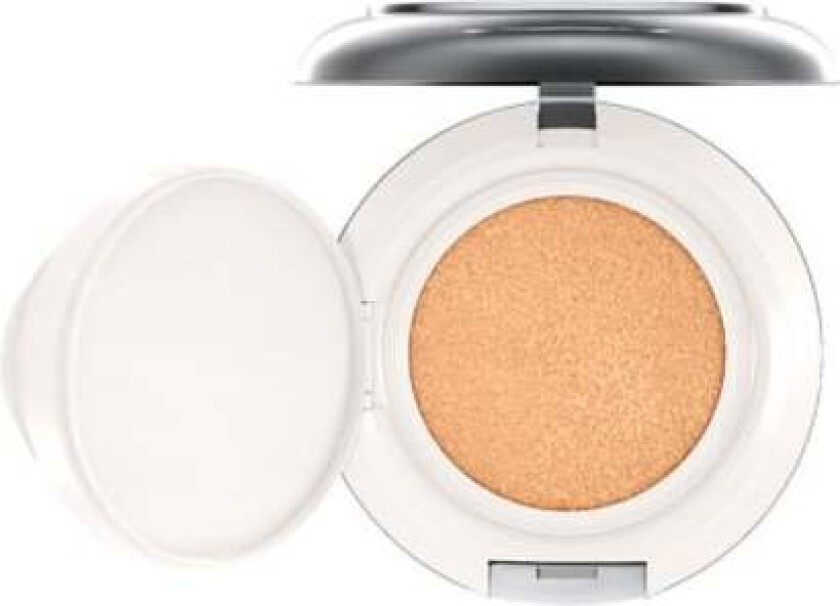 MAC Lightful C+ Coral Grass Cushion Compact Foundation Medium Plus
