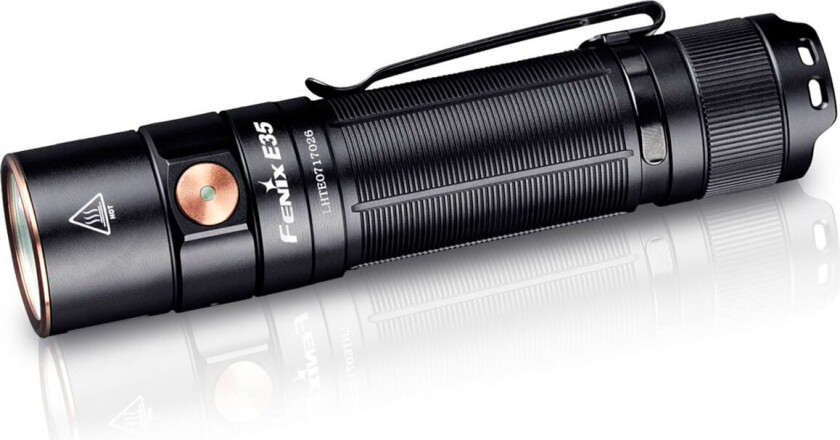 Fenix E35 V3.0 lommelykt (240m)