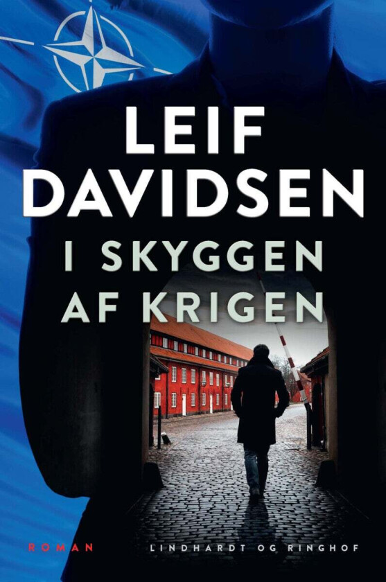 I Skyggen Af Krigen Av Leif Davidsen