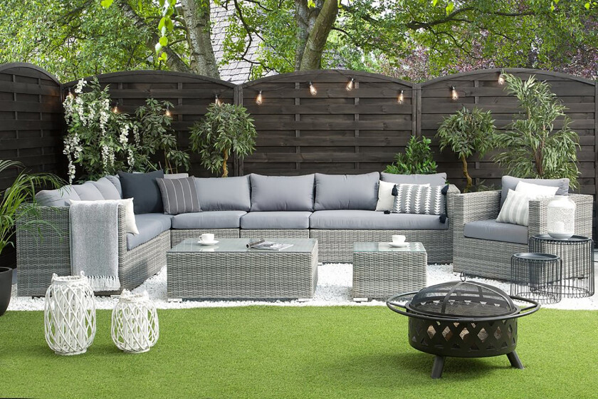 Hagesofasett Grå Kunstrotting Puter 8 seter med Lenestol Bord Fotskammel Utendørs Flettet Hagesett