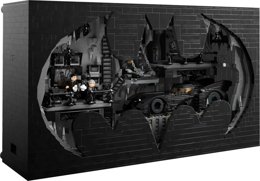 DC Super Heroes 76252 Batcave™ - Shadow Box