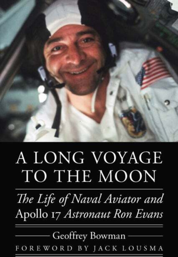 A Long Voyage to the Moon av Geoffrey Bowman