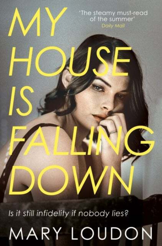 My House Is Falling Down av Mary Loudon