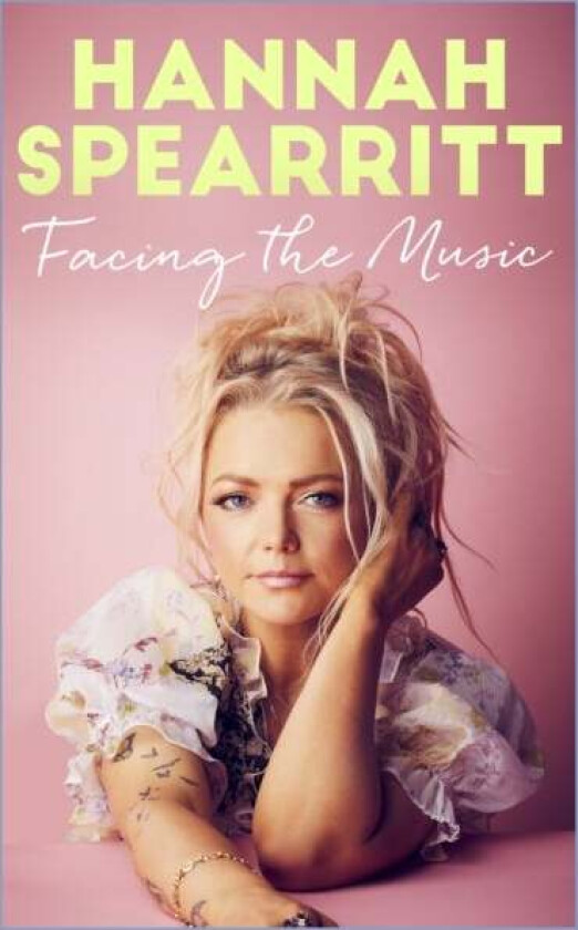 Facing the Music av Hannah Spearitt