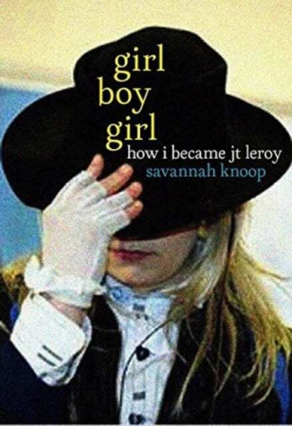 Girl Boy Girl av Savannah Knoop