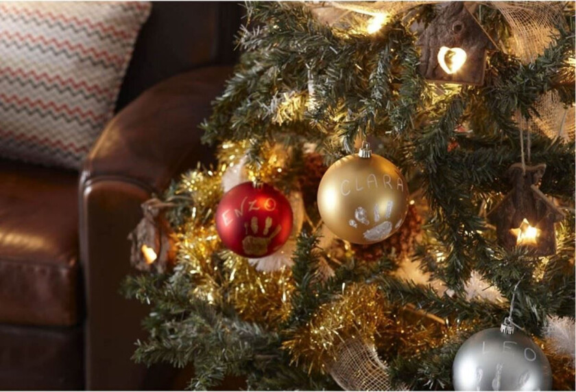 Baby Art Julekule med håndavtrykk, Gull