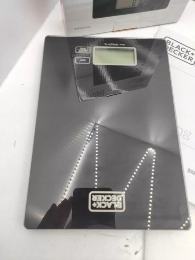 Black+Decker Køkkenvægt Es9900040b (5 Kg)