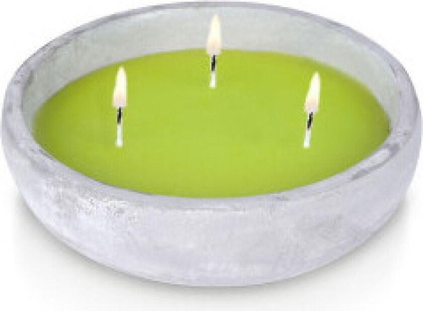 Duftlys med sitronolje: Forfriskende og myggmiddel