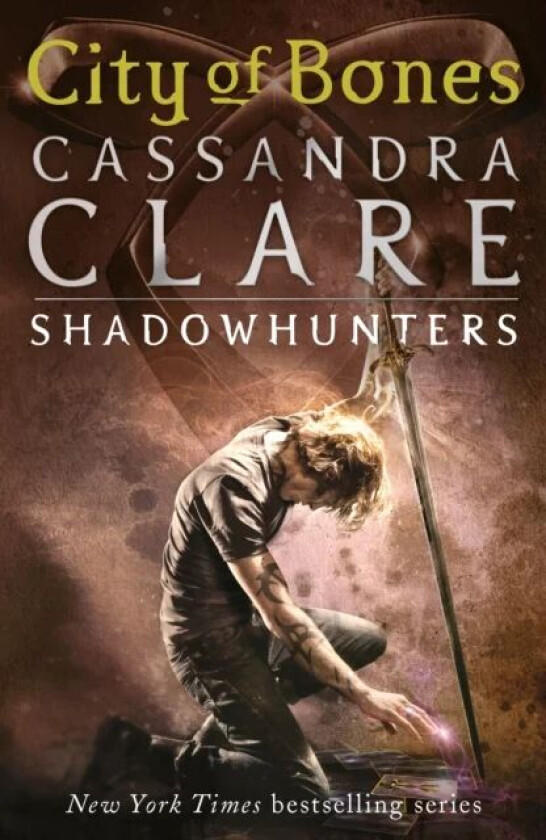 City of Bones av Cassandra Clare
