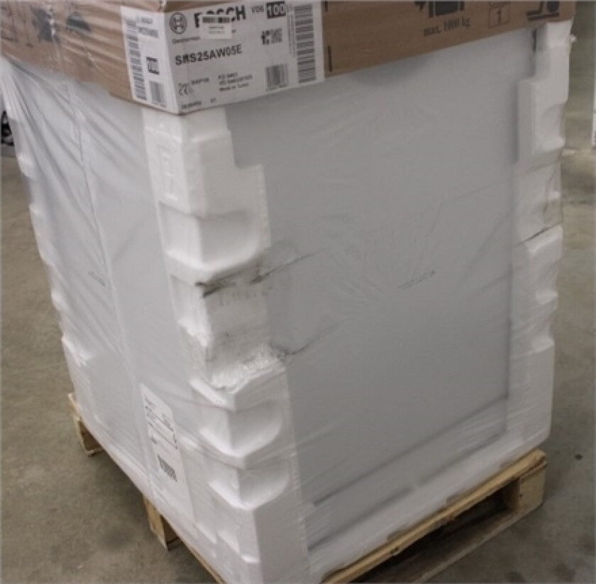 Dishwasher | Sms25aw05e | Free Standing | Width 60 Cm | Number Of Place Settings 12 | Number Of Programs 5 | Energy Efficiency Class E | Display | Aq