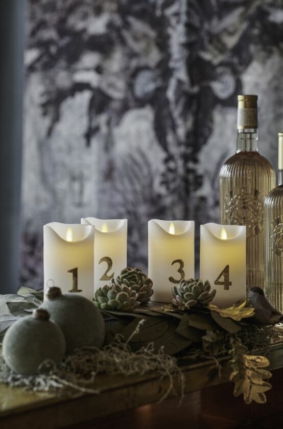 Sirius Sara Advent 4 Pcs Set, Ø7xh12,5Cm, White/Silver