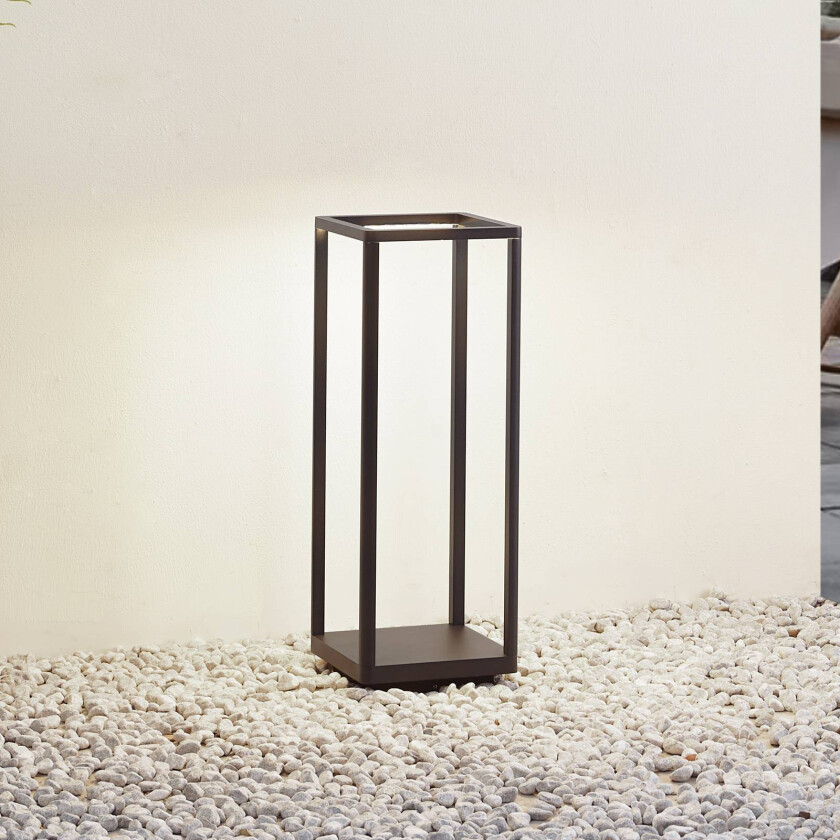 LED-sokkelampe Thorvid, svart, aluminium