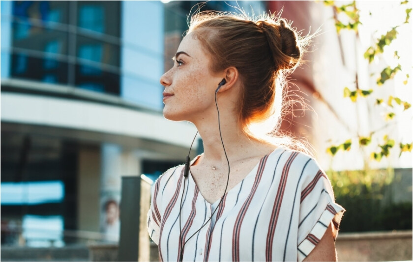 Jvc Ha-Fr17uc - Ørepropper Med Mikrofon - I Øret - Kablet - Usb-C - Svart