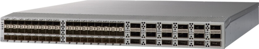 Catalyst 9200 - Essential Edition - Switch - Smart - 48 X 10/100/1000 (Poe+) - Rackmonterbar - Poe+ (740 W)