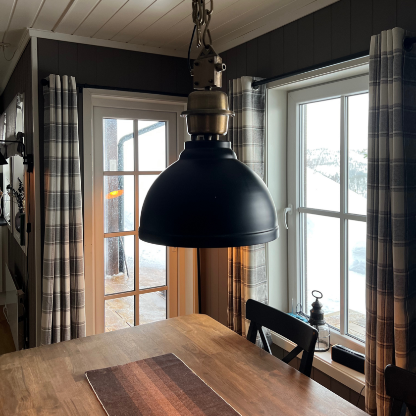 Manchester takpendel 35cm Svart/messing - Svart / Messing