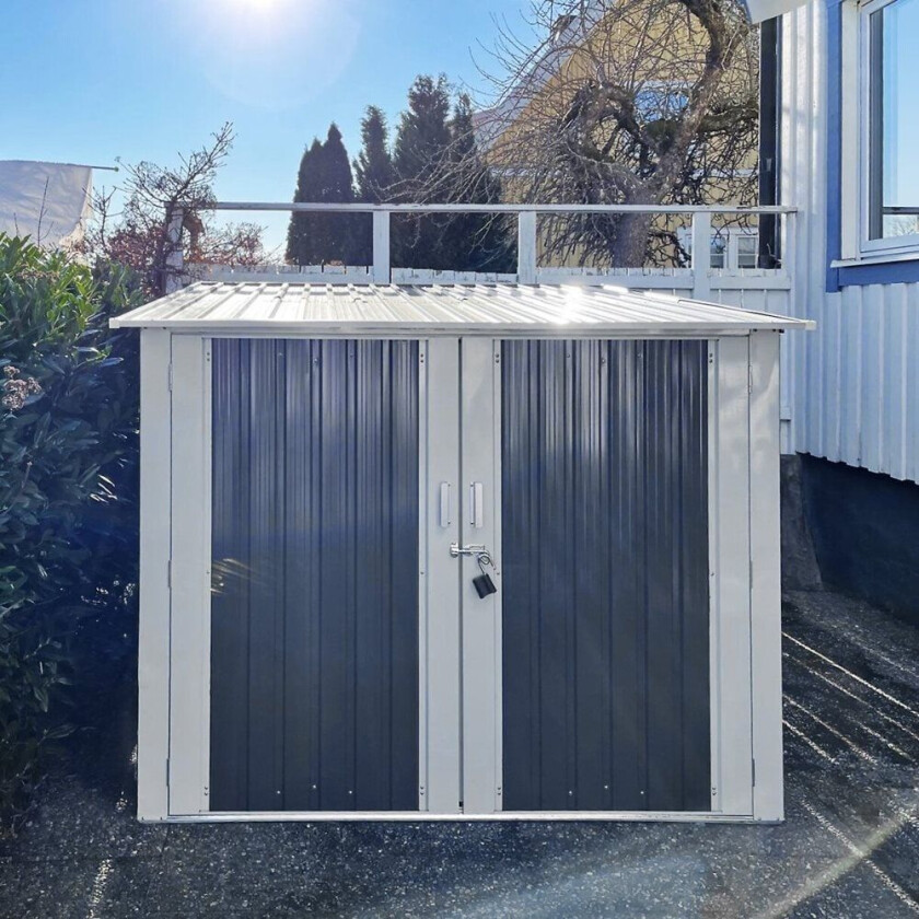 Sykkelbod på 4,2 m² - rommer opptil 4 sykler