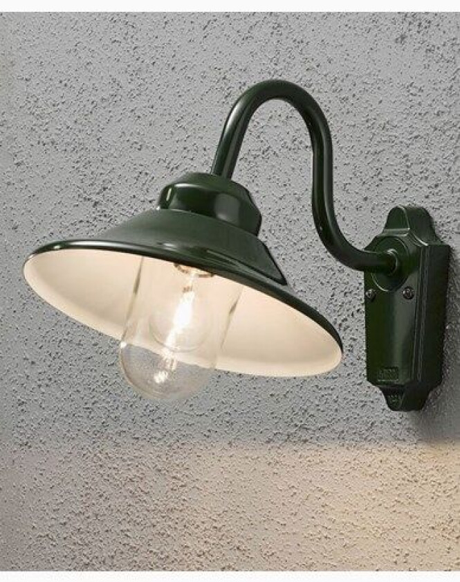 Vega vegglampe. 556-600. Gr&#248;nn