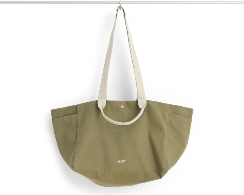 HAY Weekend Bag No 2 veske S 26x56 cm Olive
